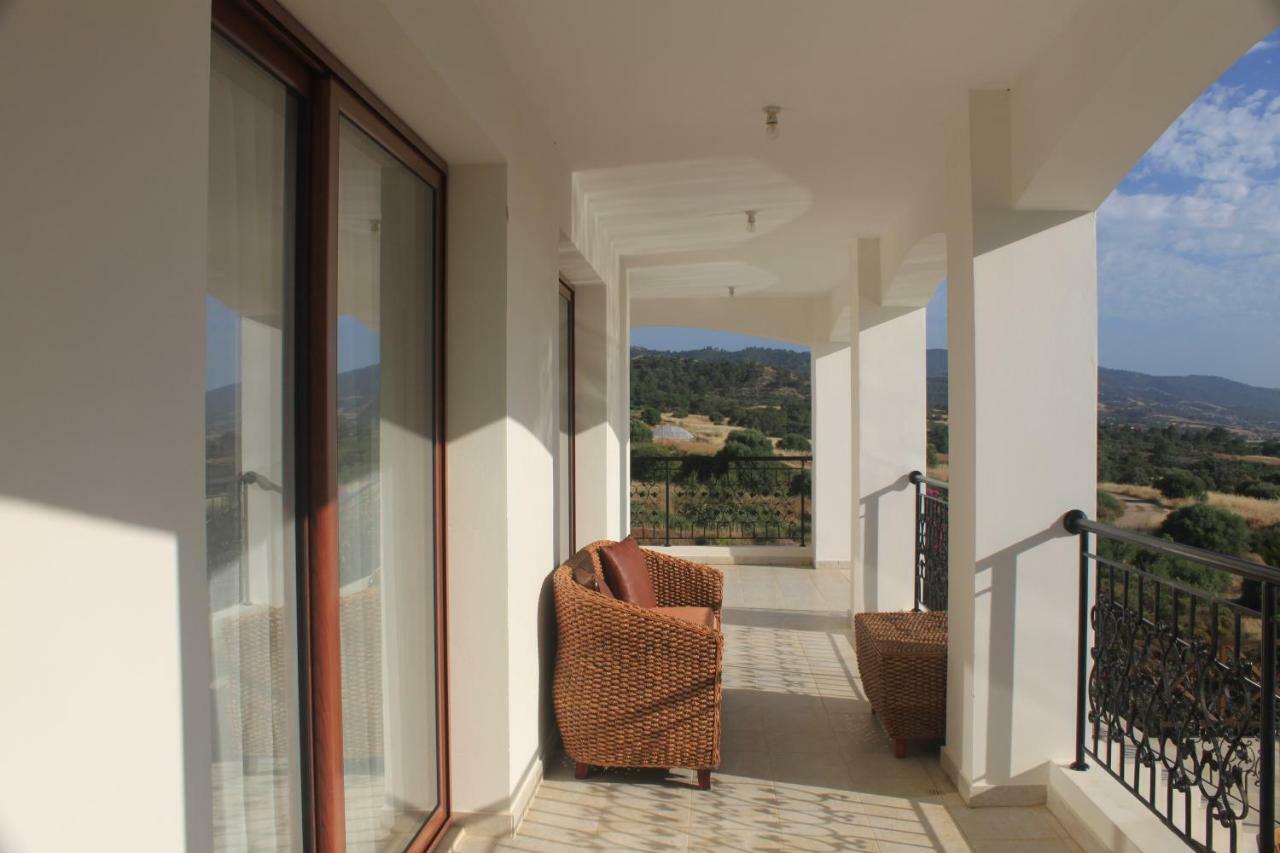 Martika Luxury Villa Agia Marina  Exterior foto